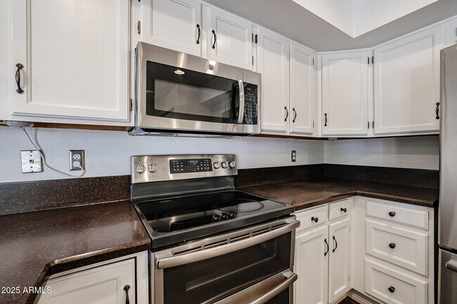 Building Photo - 7391 W Kristal Way