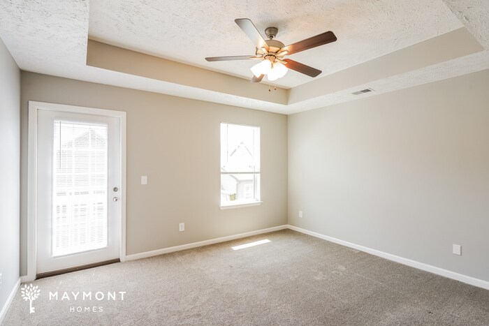 Building Photo - 310 Jerry Butler Dr