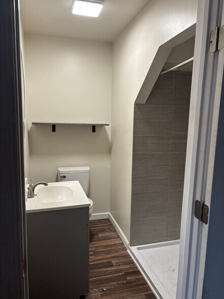 Building Photo - 1601 Wilson W Lee Blvd