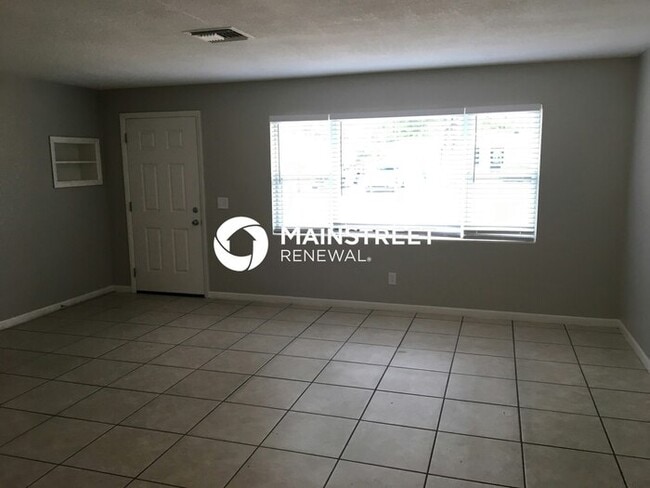 Building Photo - 3 Bedroom Pet-Friendly Home in Clearwater,...
