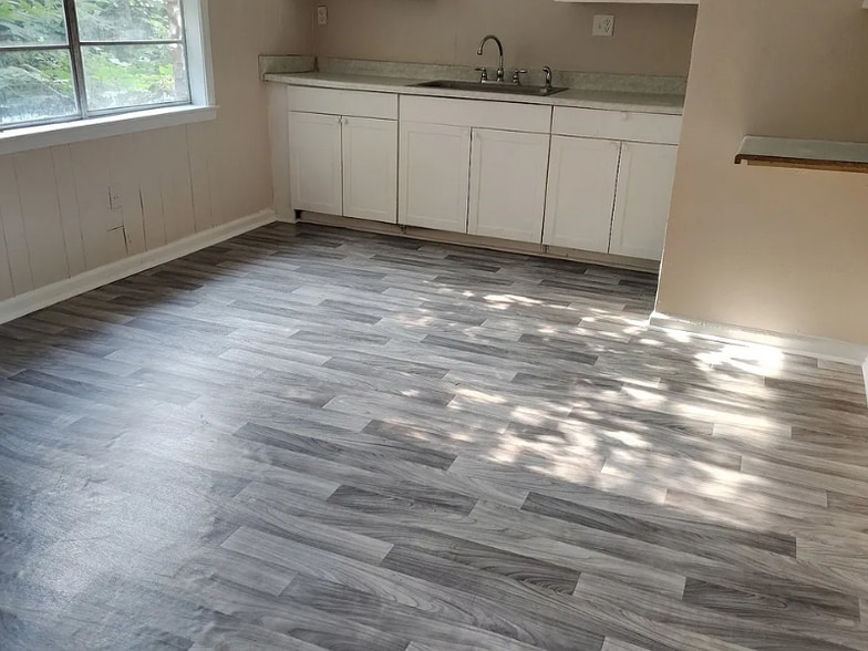 Building Photo - 3358 Lenta Cove
