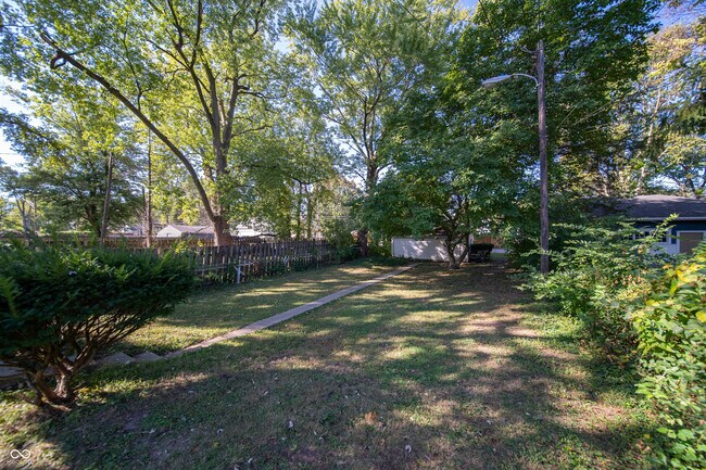 Building Photo - 5446 N College Ave