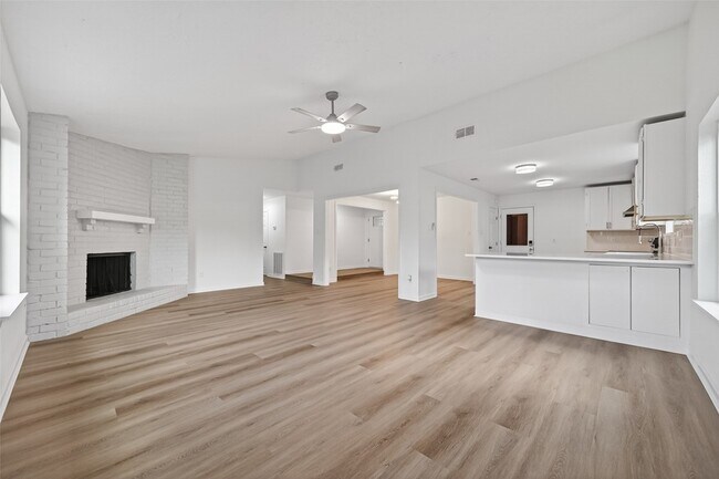 Building Photo - 24014 Nomini Hall Ln