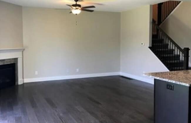 Building Photo - 1518 Greyrock Ln