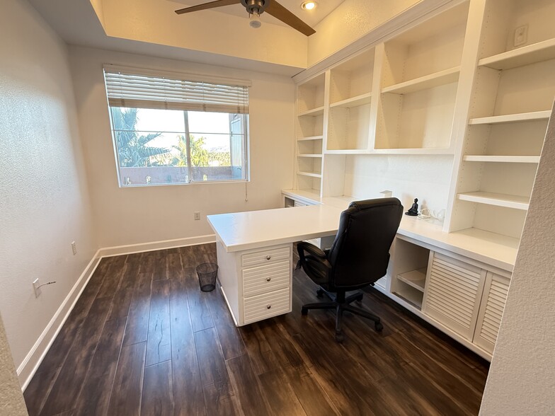 Third Bedroom has been converted to an Office - 83 E Agate Ave