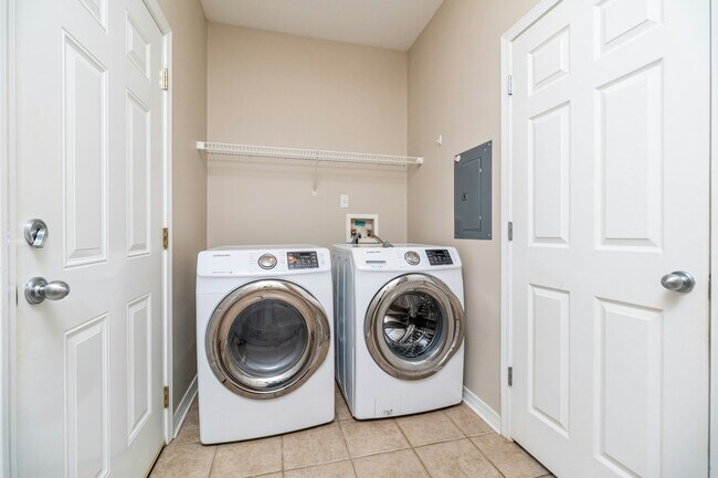 Building Photo - 7412 Harvest Village Ct
