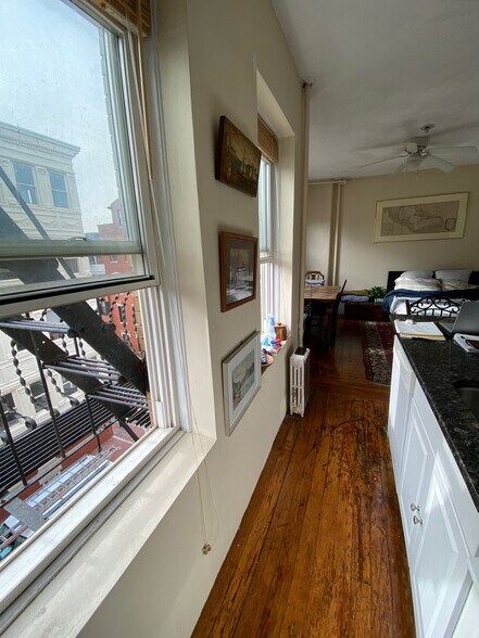 Building Photo - 106 Myrtle St