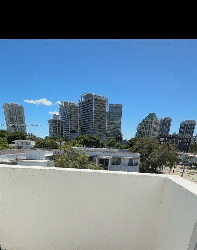 Primary Photo - 3051 SW 27th Ave