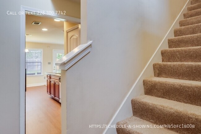 Building Photo - 17986 Restoration Cir