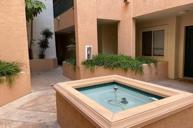Building Photo - 640 Camino De La Reina