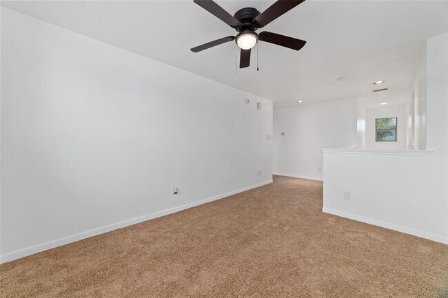 Building Photo - 18703 Clover Nut Ct