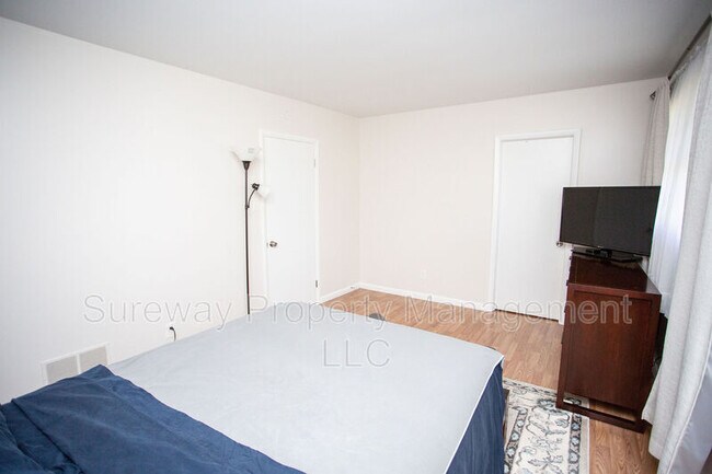 Building Photo - 522 Jersey Ave