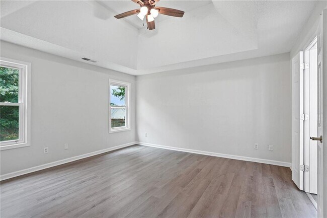 Building Photo - 3025 Andora Dr SW