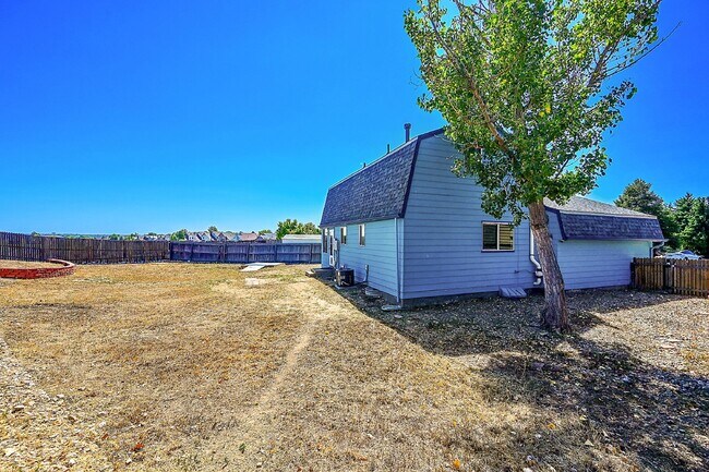 Building Photo - $2,495.00, 3 bed, 2 bath located in Westmi...