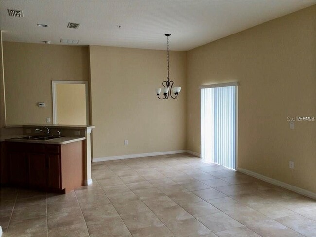 Building Photo - 10740 Dawson Lily Way