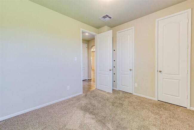 Building Photo - 29302 Wood Lily Dr
