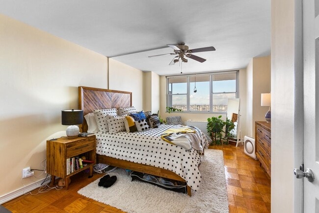 Building Photo - 6040 JFK Blvd E