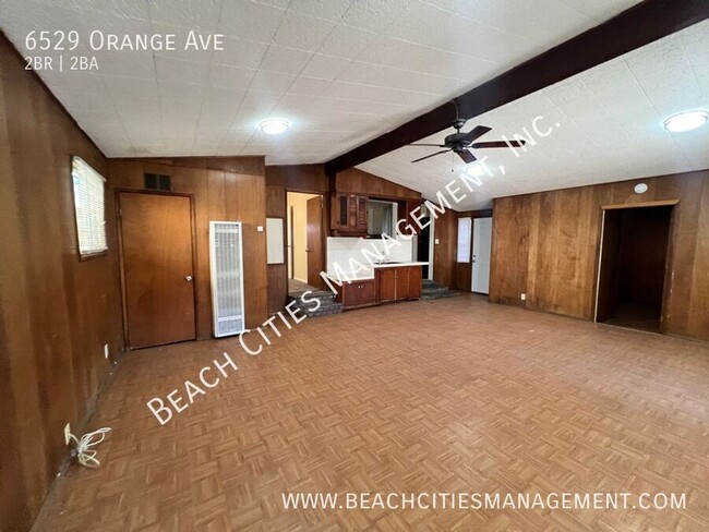 Building Photo - Large 2 Bedroom Home In North Long Beach