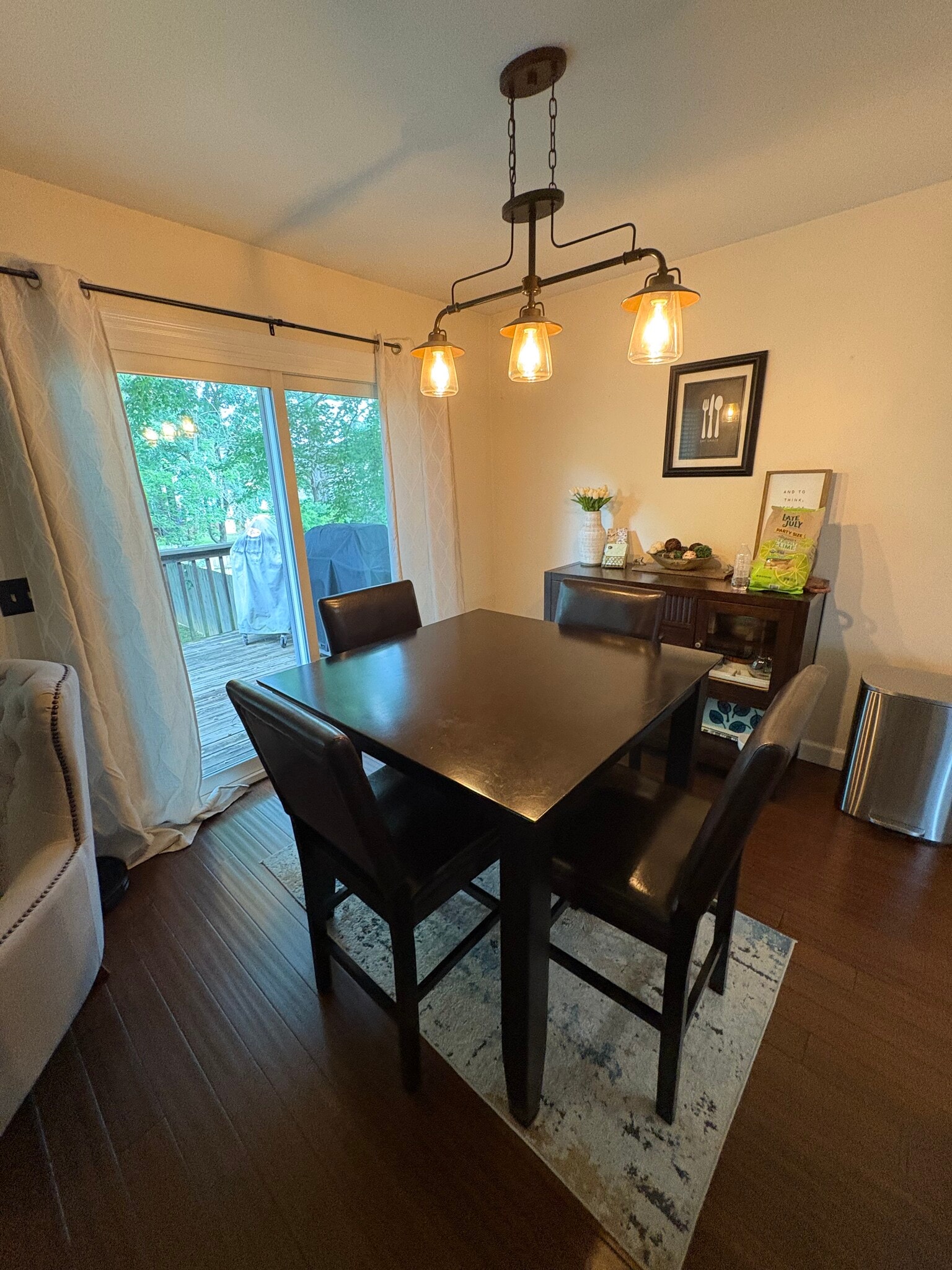 Building Photo - 5064 English Village Dr