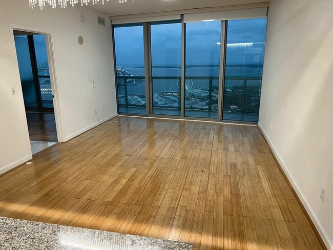 Building Photo - 888 Biscayne Blvd
