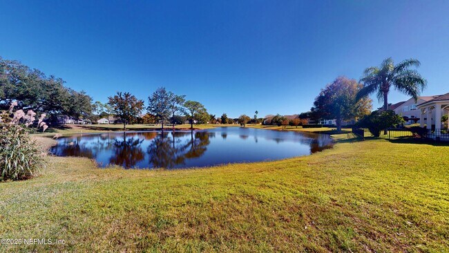 Building Photo - 10061 Vineyard Lake Rd E