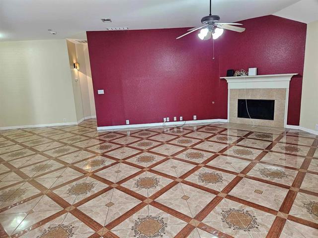 Building Photo - 4036 Glenwyck Dr E