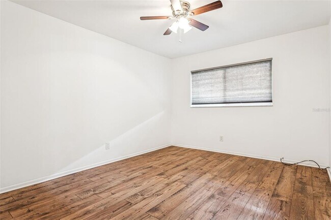 Building Photo - 4606 W Gray St