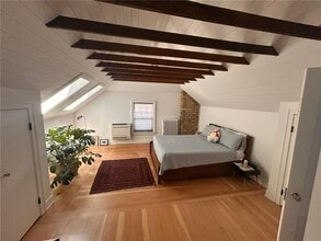 Building Photo - 749 Fairmount Ave