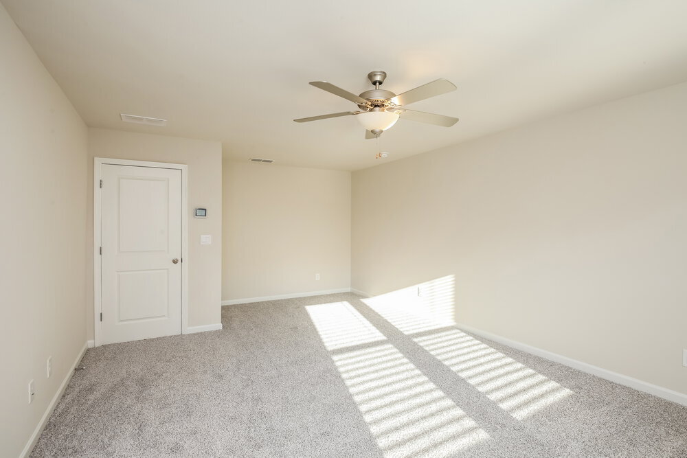 Building Photo - 5856 Hackberry Ln