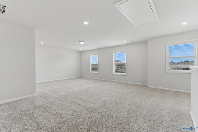 Building Photo - 117 Speck Cir