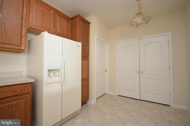 Building Photo - 9700 Elzey Place