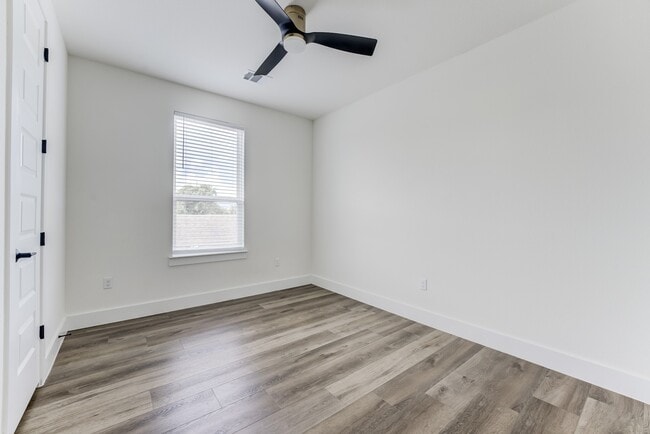Building Photo - 7117 Tierwester St