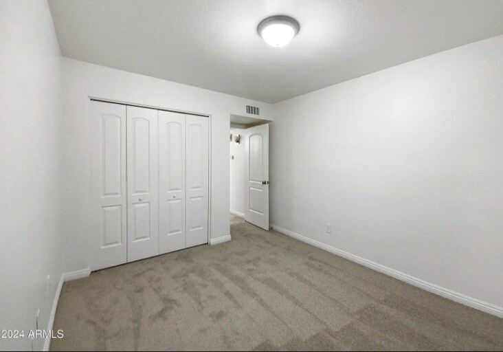 Building Photo - 1055 N Recker Rd