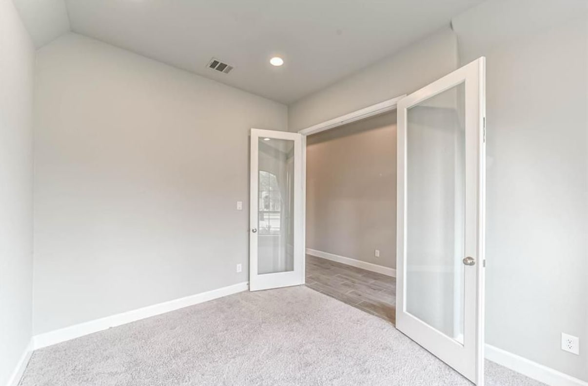 Building Photo - 23918 Cedar Glade Ln