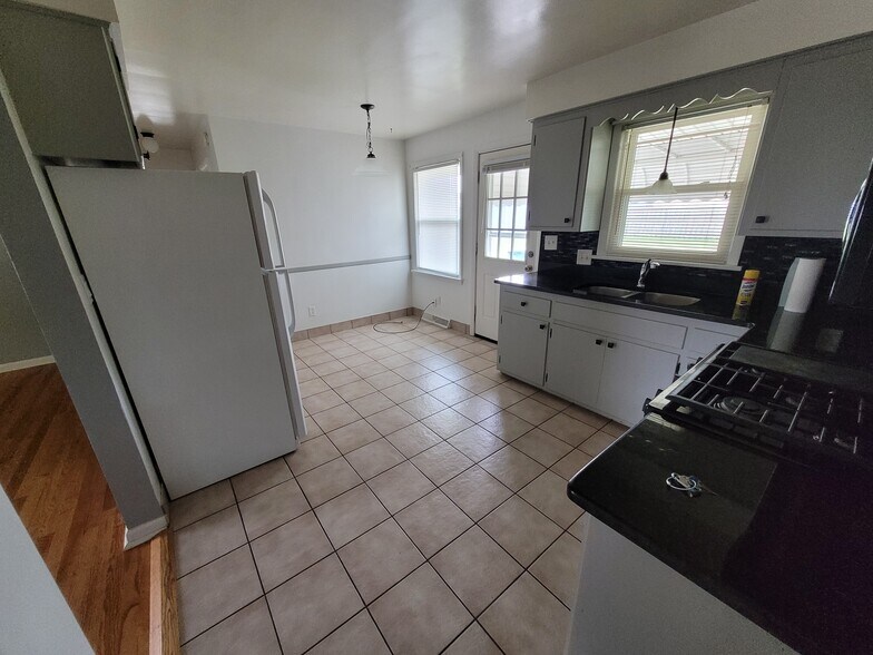 Building Photo - 338 Overlook Blvd