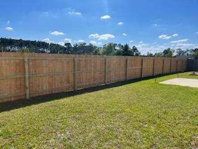 Building Photo - Luxurious 3 Bed/2 Bath Home with Modern Am...