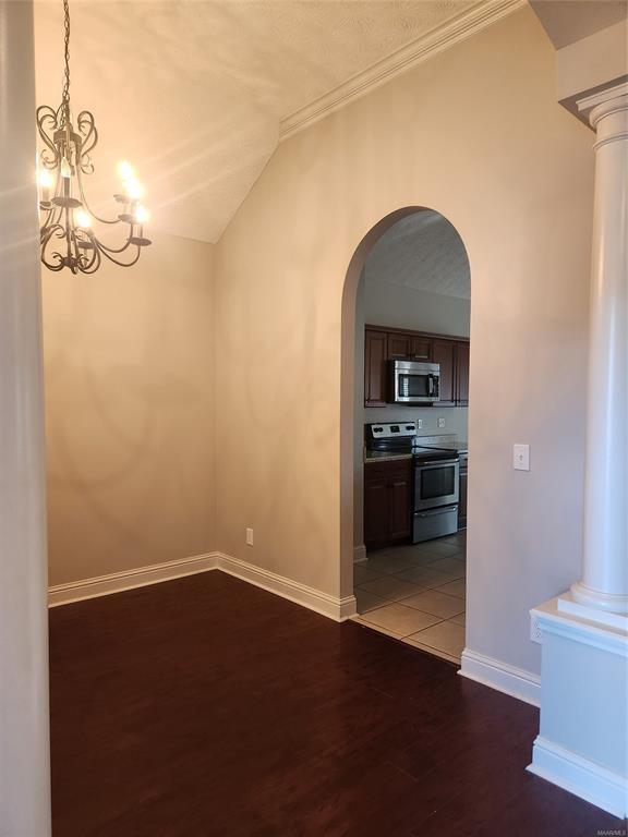 Building Photo - 714 Briarcliff Pl