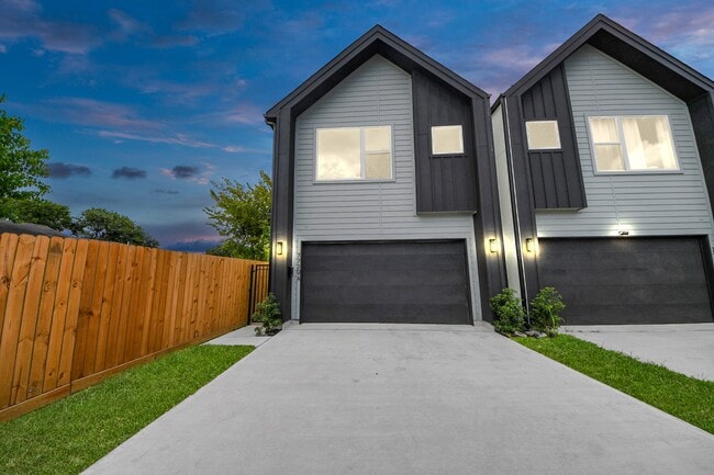 Primary Photo - 7729 Avenue J