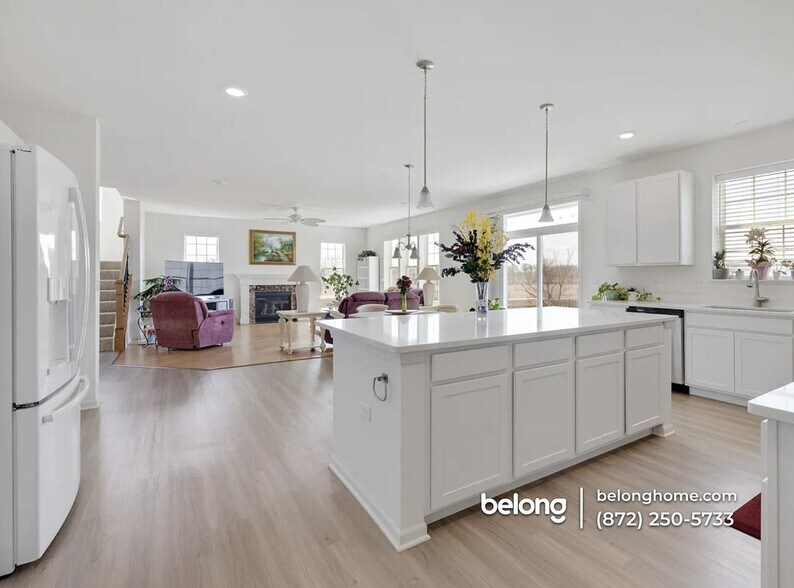 Building Photo - 1812 Empress Dr