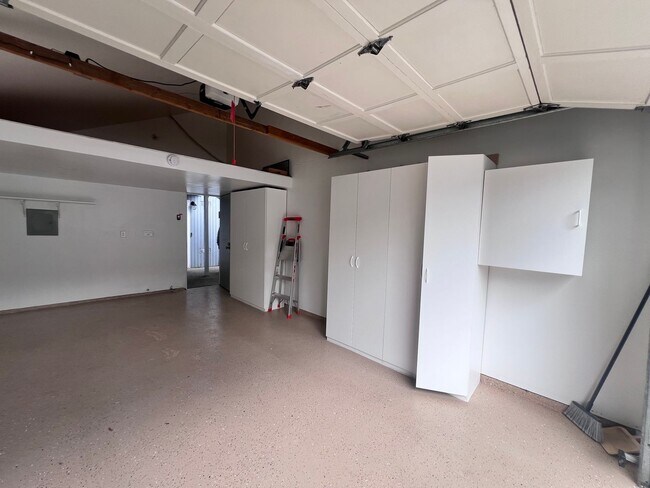 Building Photo - STUNNING 1BD/1BA TOWNHOUSE IN FREMONT CA!!!!