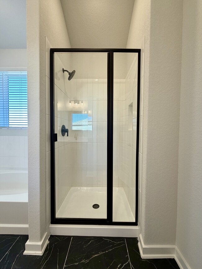 Building Photo - 14427 Inspiration Pt