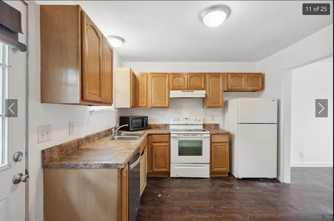 Building Photo - 3632 Willow Creek Ct