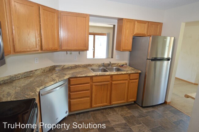 Building Photo - 3 br, 2.5 bath House - 2144 Knightsbridge ...