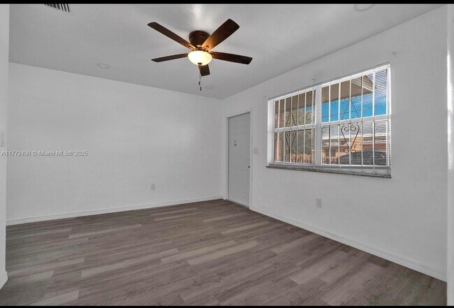 Building Photo - 3056 NW 78th St