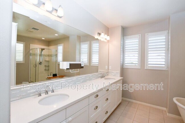 Building Photo - 173 Stage Trail Rd.