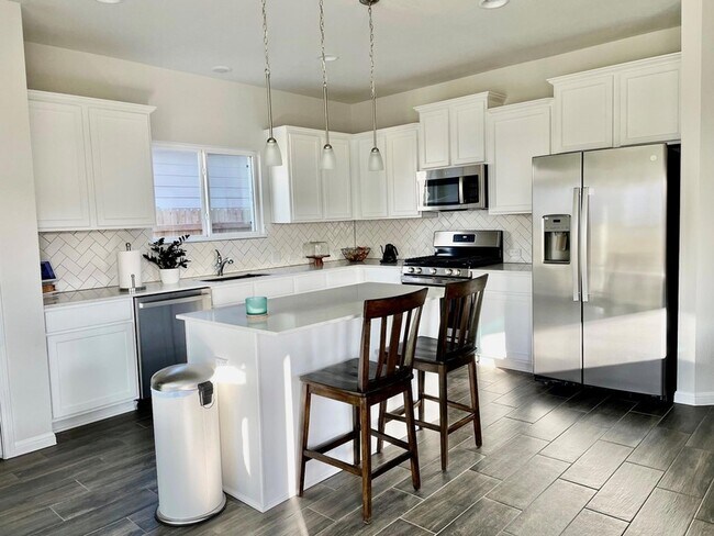 Building Photo - 10712 Blacket Dr