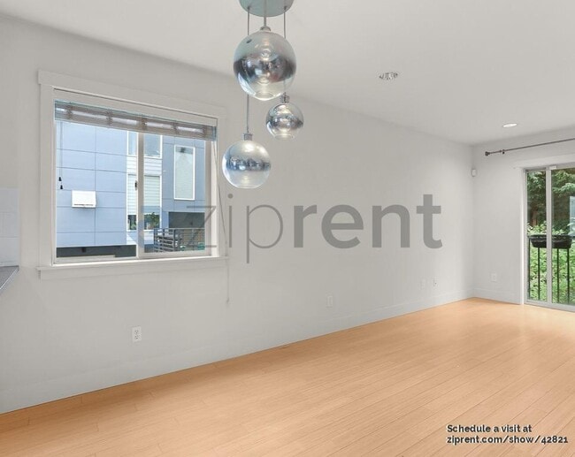 Building Photo - 4108 37th Ave S