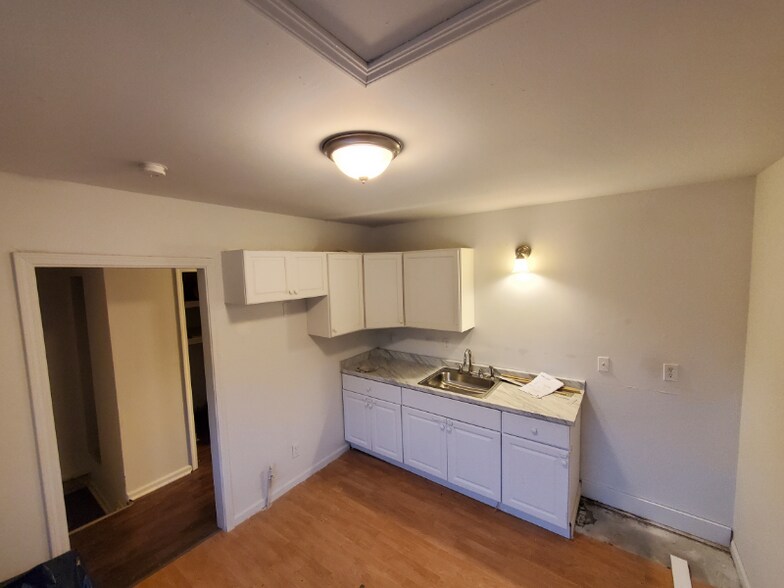 Building Photo - 3432 Concord St