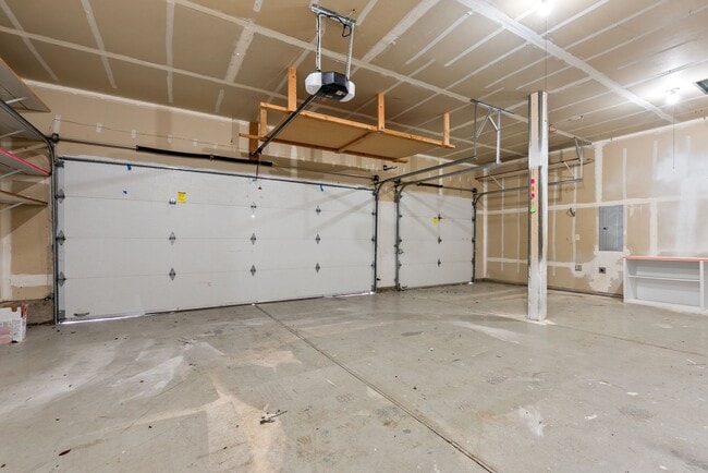 Building Photo - Beautiful Home in Winchester Hills