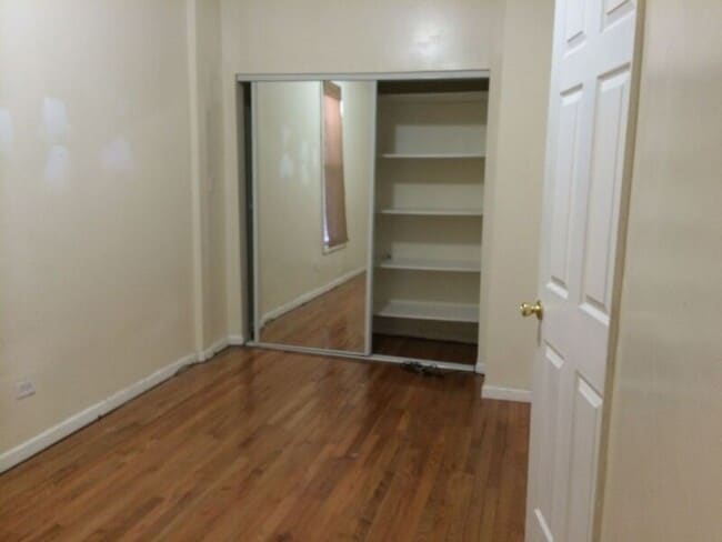 Building Photo - 1839 N Kedzie Ave